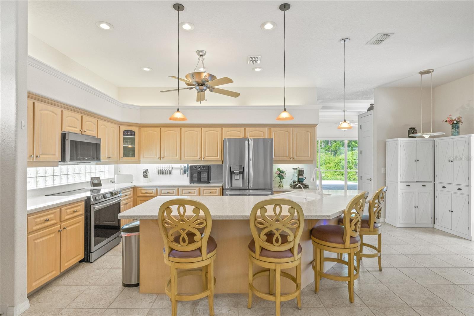 Image 17 of 65 For 7206 River Country Drive