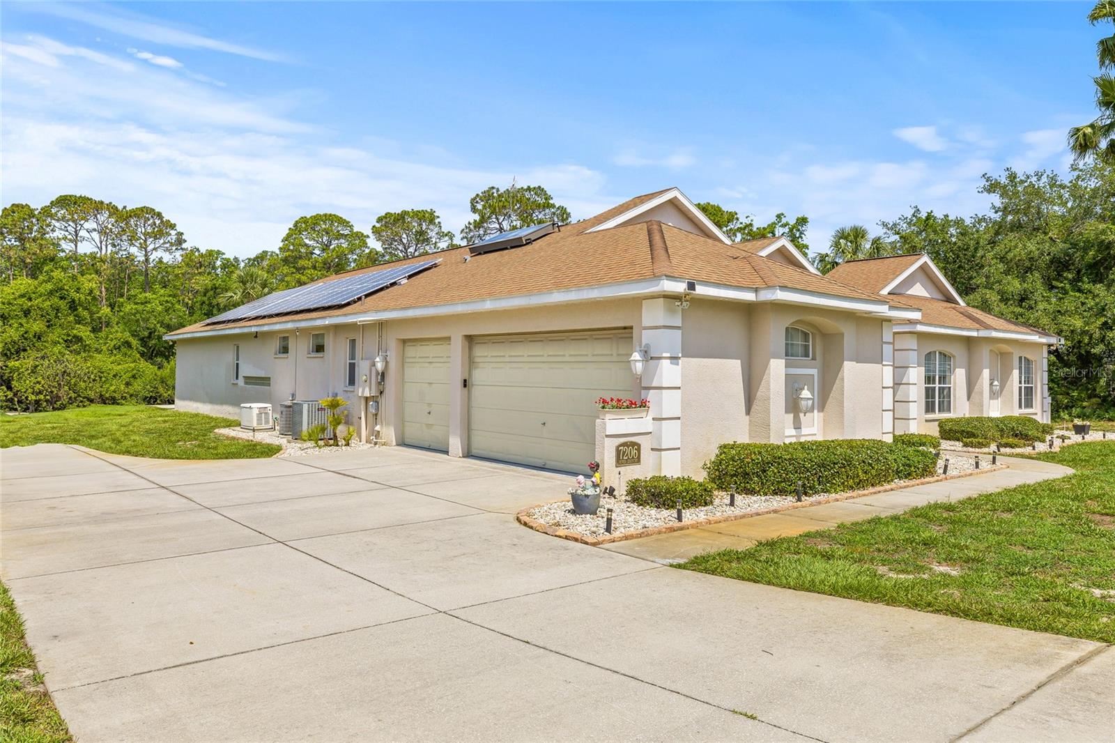 Image 4 of 65 For 7206 River Country Drive
