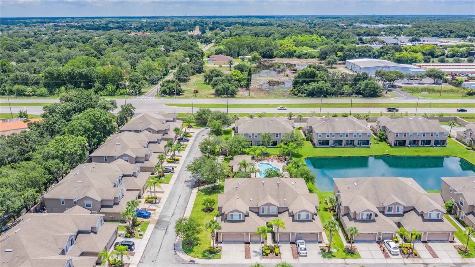 Image 4 of 24 For 10329 Willow Leaf Trail