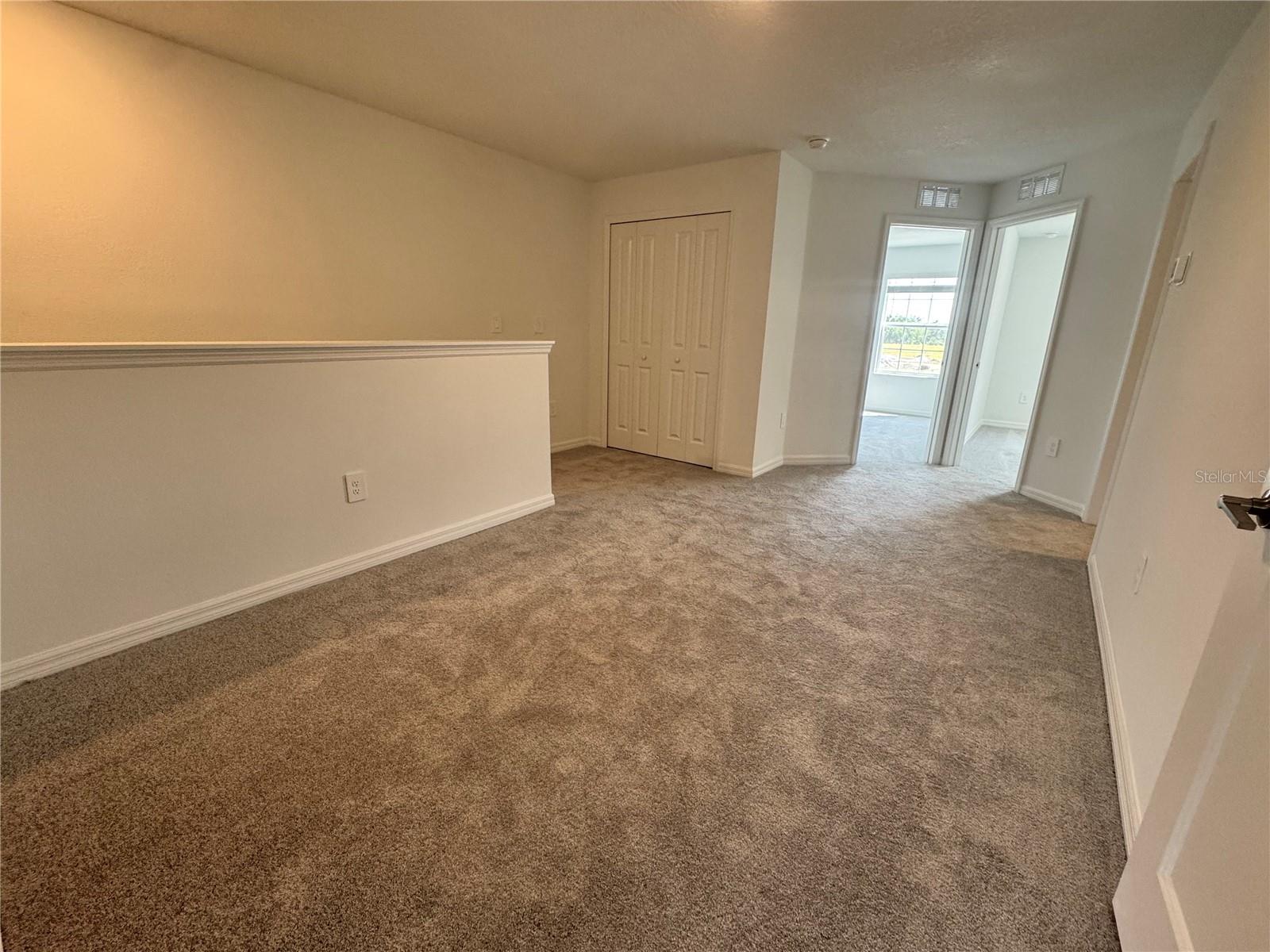 Image 13 of 31 For 11127 65th Terrace