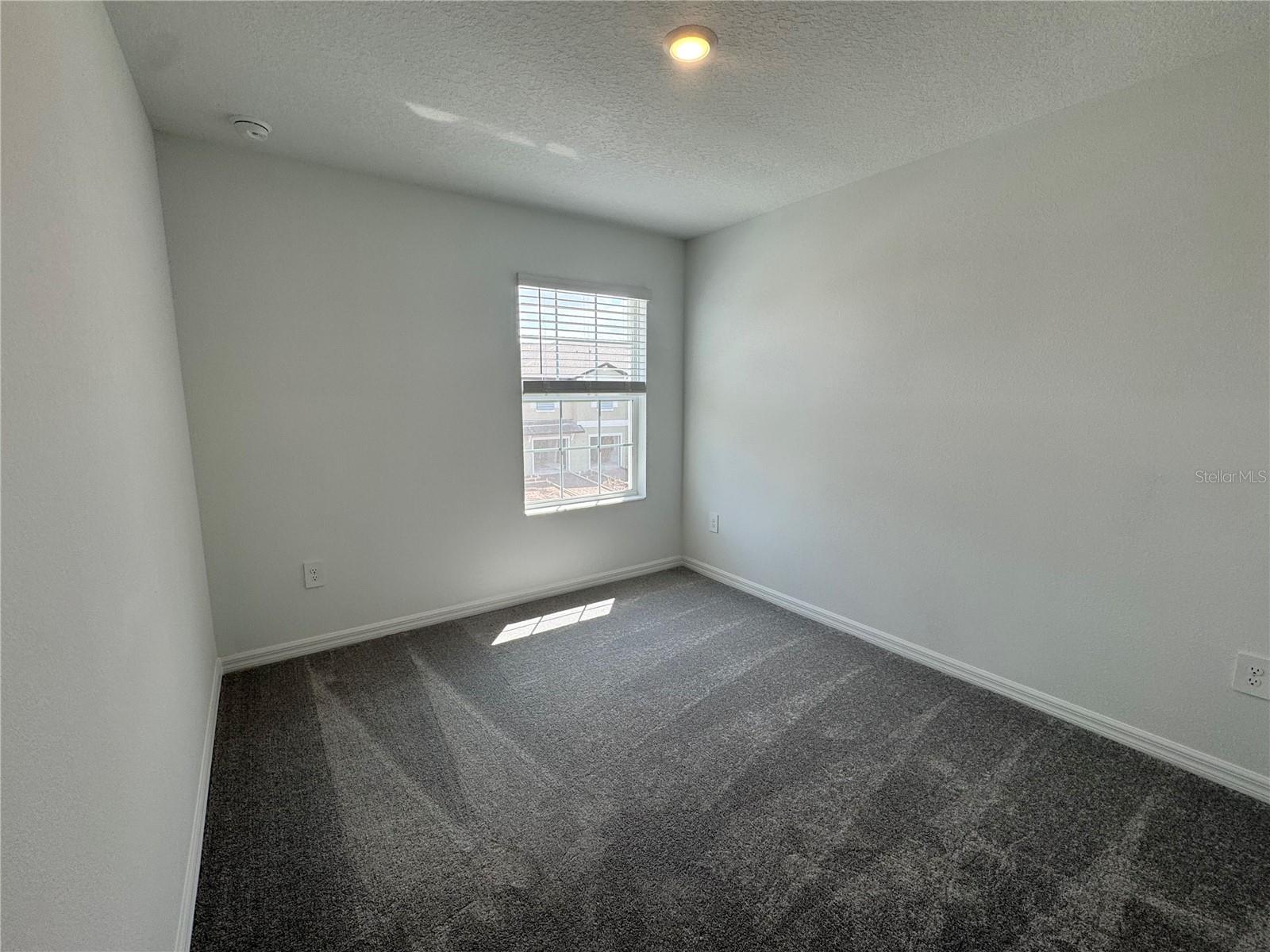 Image 15 of 31 For 11127 65th Terrace