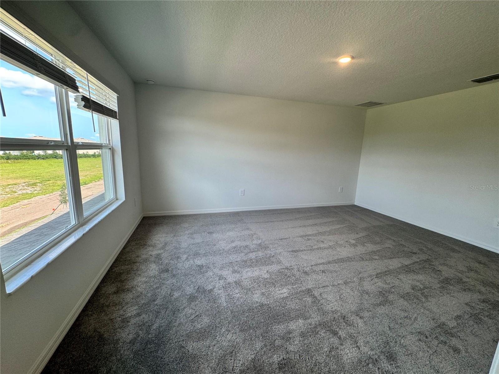 Image 19 of 31 For 11127 65th Terrace