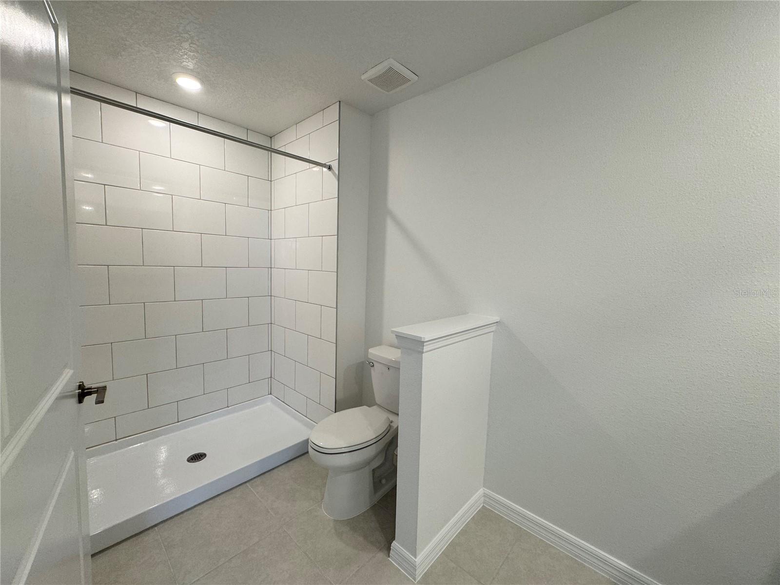 Image 22 of 31 For 11127 65th Terrace