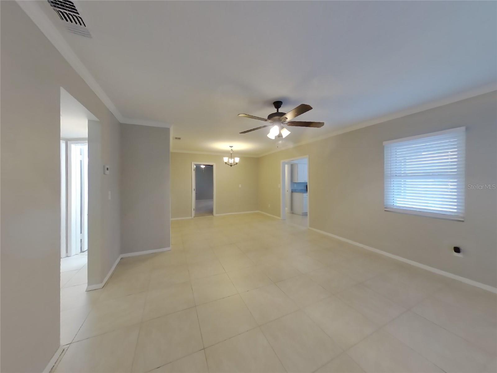 Image 2 of 15 For 1933 Ridgewood Drive