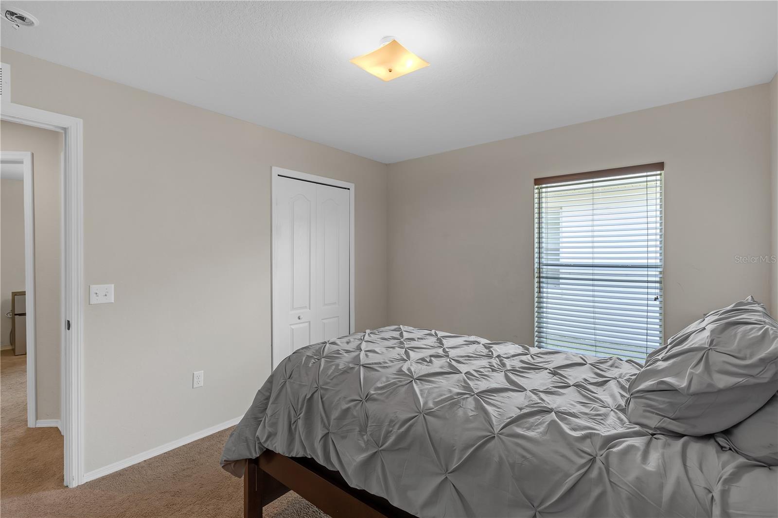 Image 21 of 53 For 6523 Evergreen Park Drive