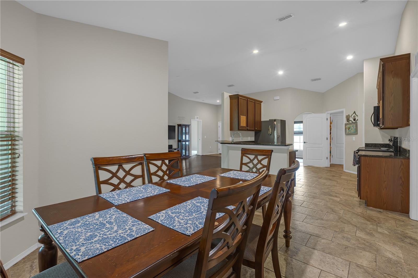 Image 7 of 53 For 6523 Evergreen Park Drive