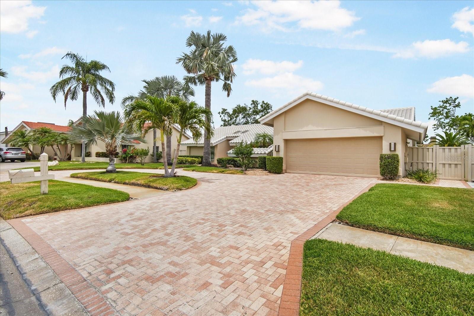 Listing photo id 0 for 4138 Saltwater Boulevard