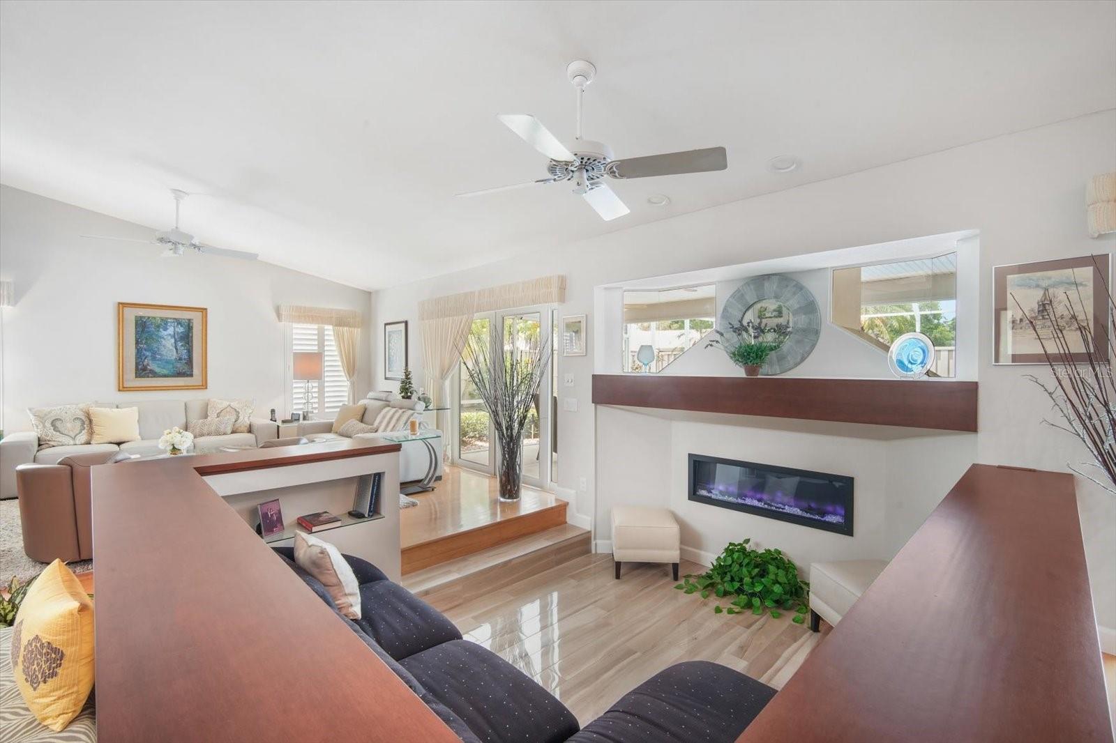 Listing photo id 19 for 4138 Saltwater Boulevard