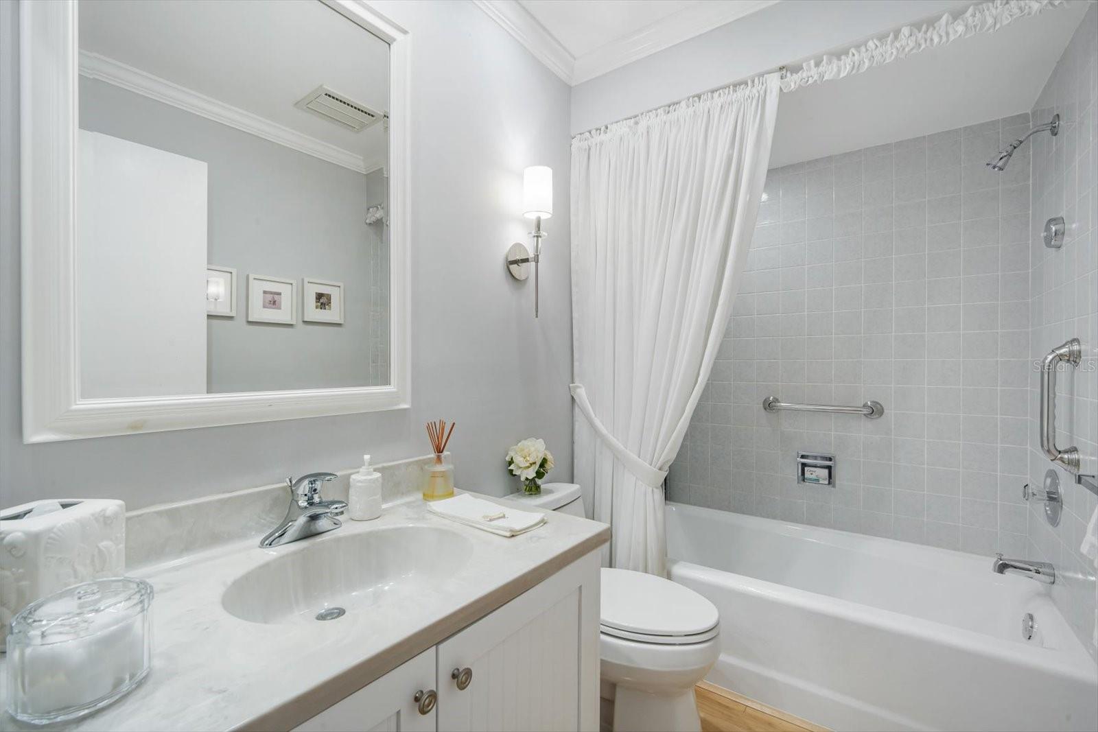 Listing photo id 23 for 4138 Saltwater Boulevard