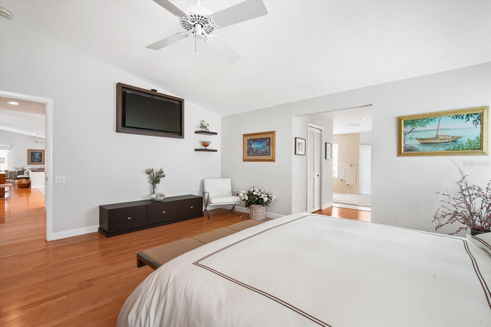 Listing photo id 26 for 4138 Saltwater Boulevard