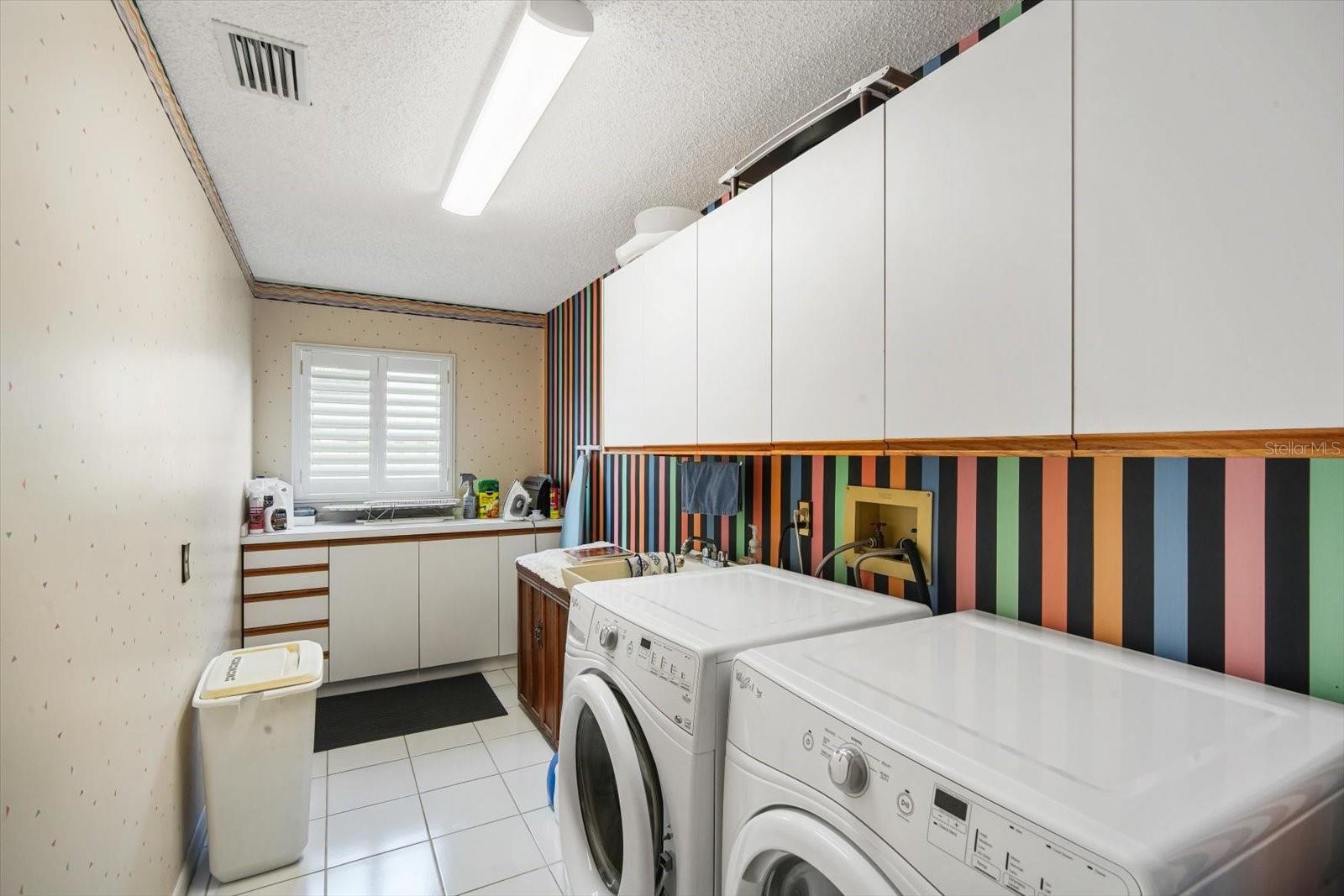 Listing photo id 30 for 4138 Saltwater Boulevard
