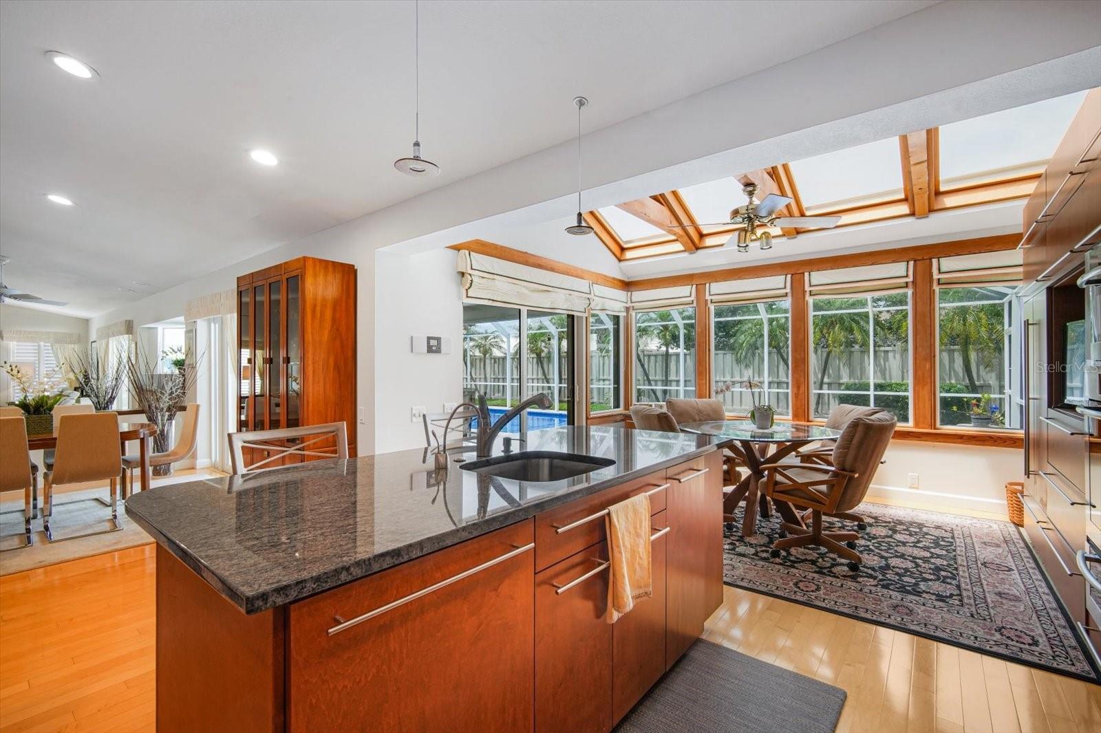 Listing photo id 34 for 4138 Saltwater Boulevard