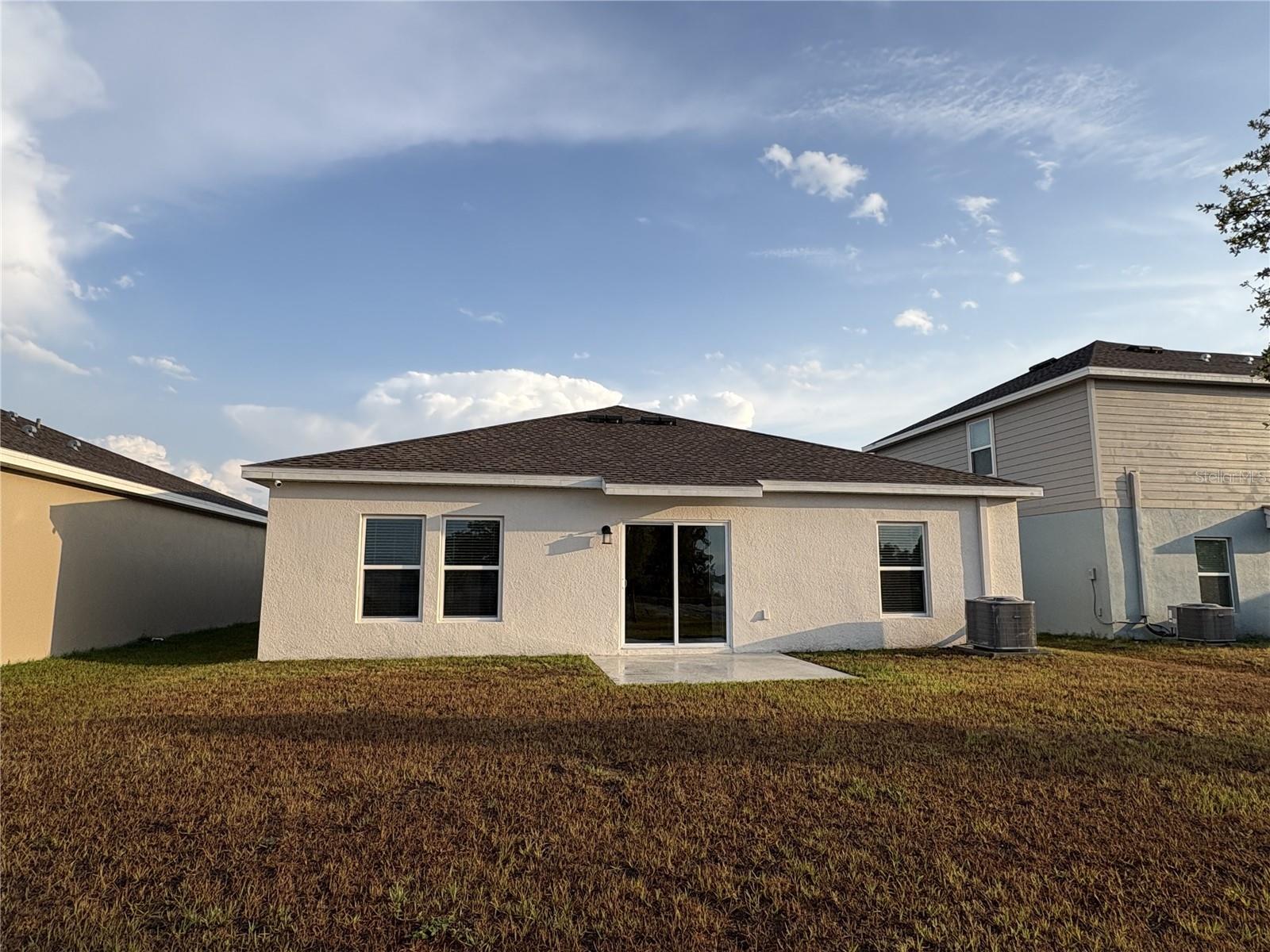 Image 5 of 50 For 748 Trotters Drive