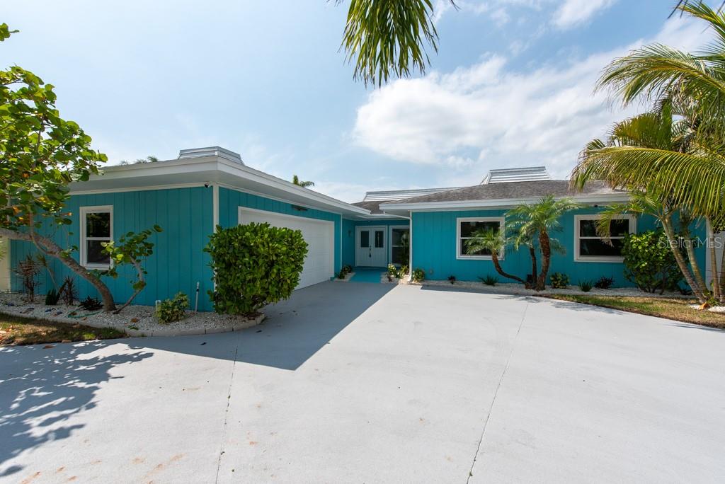 Details for 4643 Bay Crest Drive, TAMPA, FL 33615