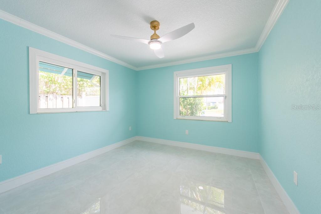 Listing photo id 30 for 4643 Bay Crest Drive