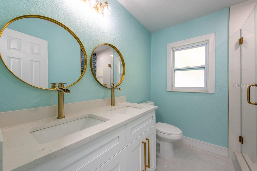 Listing photo id 33 for 4643 Bay Crest Drive
