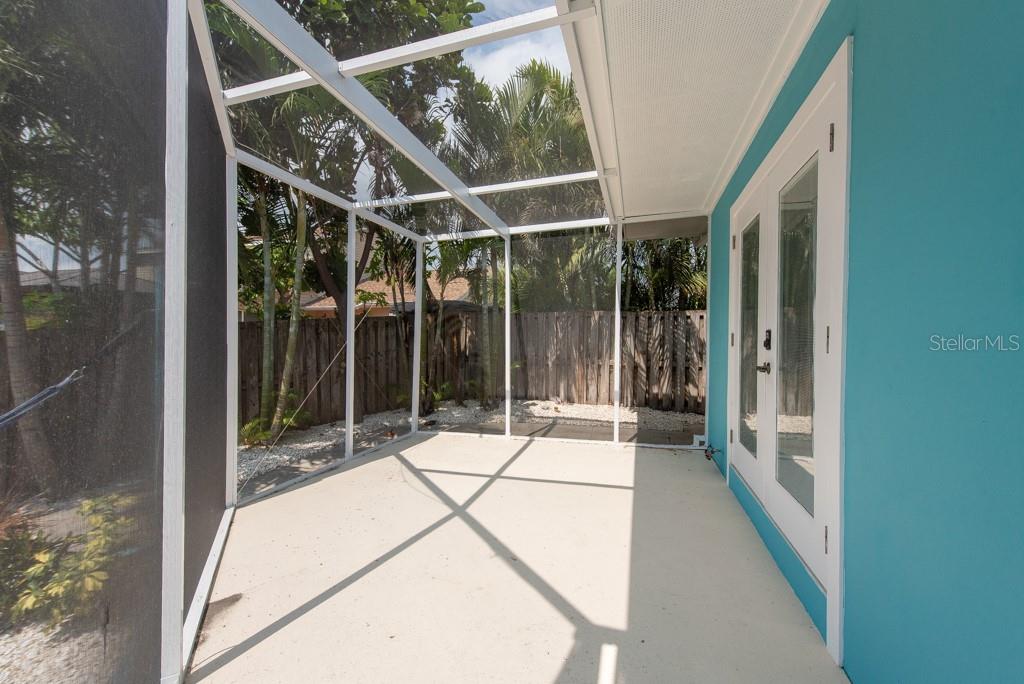 Listing photo id 46 for 4643 Bay Crest Drive