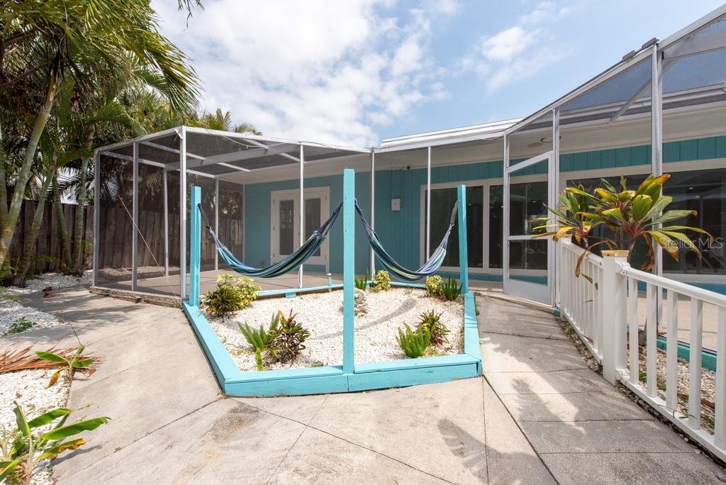 Listing photo id 48 for 4643 Bay Crest Drive