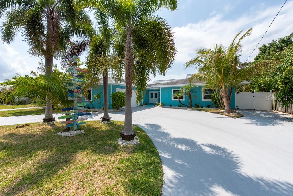 Listing photo id 59 for 4643 Bay Crest Drive