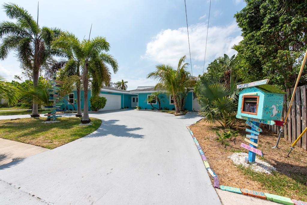 Listing photo id 60 for 4643 Bay Crest Drive