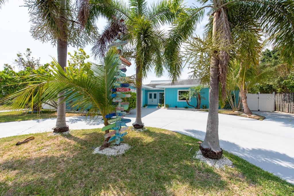 Listing photo id 61 for 4643 Bay Crest Drive