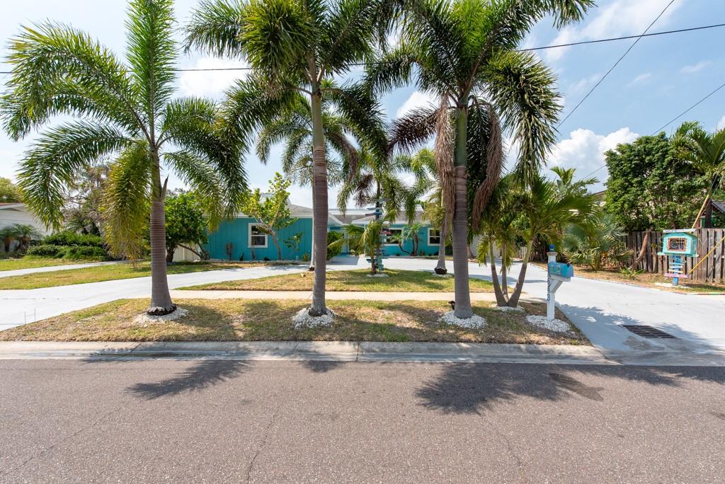 Listing photo id 62 for 4643 Bay Crest Drive