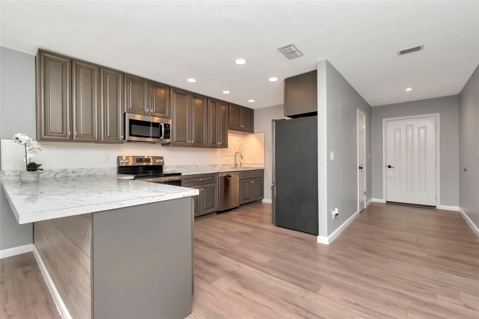 Image 5 of 36 For 1200 Tarpon Woods Boulevard M8
