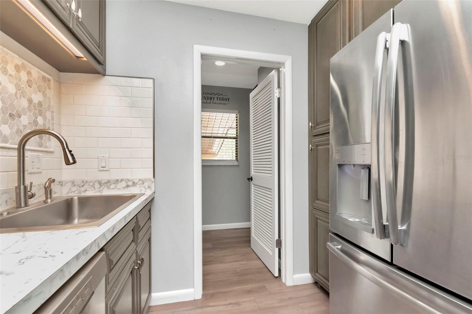 Image 7 of 36 For 1200 Tarpon Woods Boulevard M8
