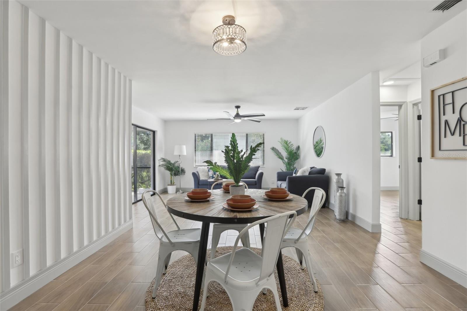 Image 11 of 39 For 2725 Countryside Boulevard 103