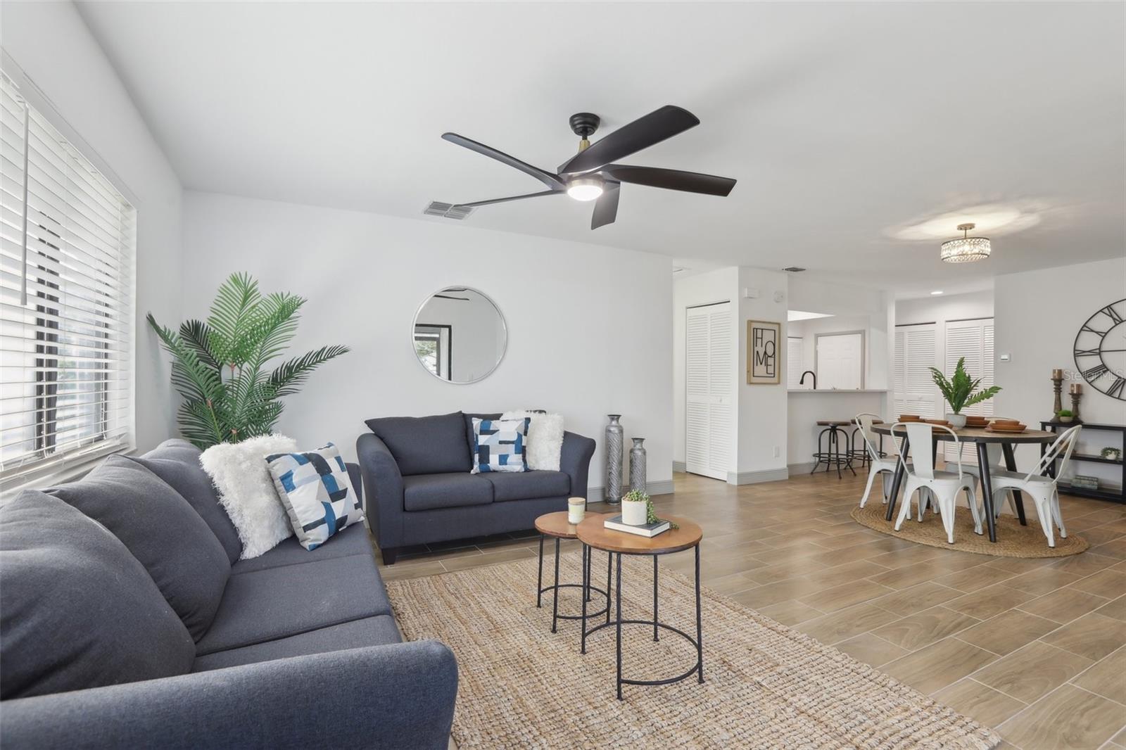 Image 14 of 39 For 2725 Countryside Boulevard 103
