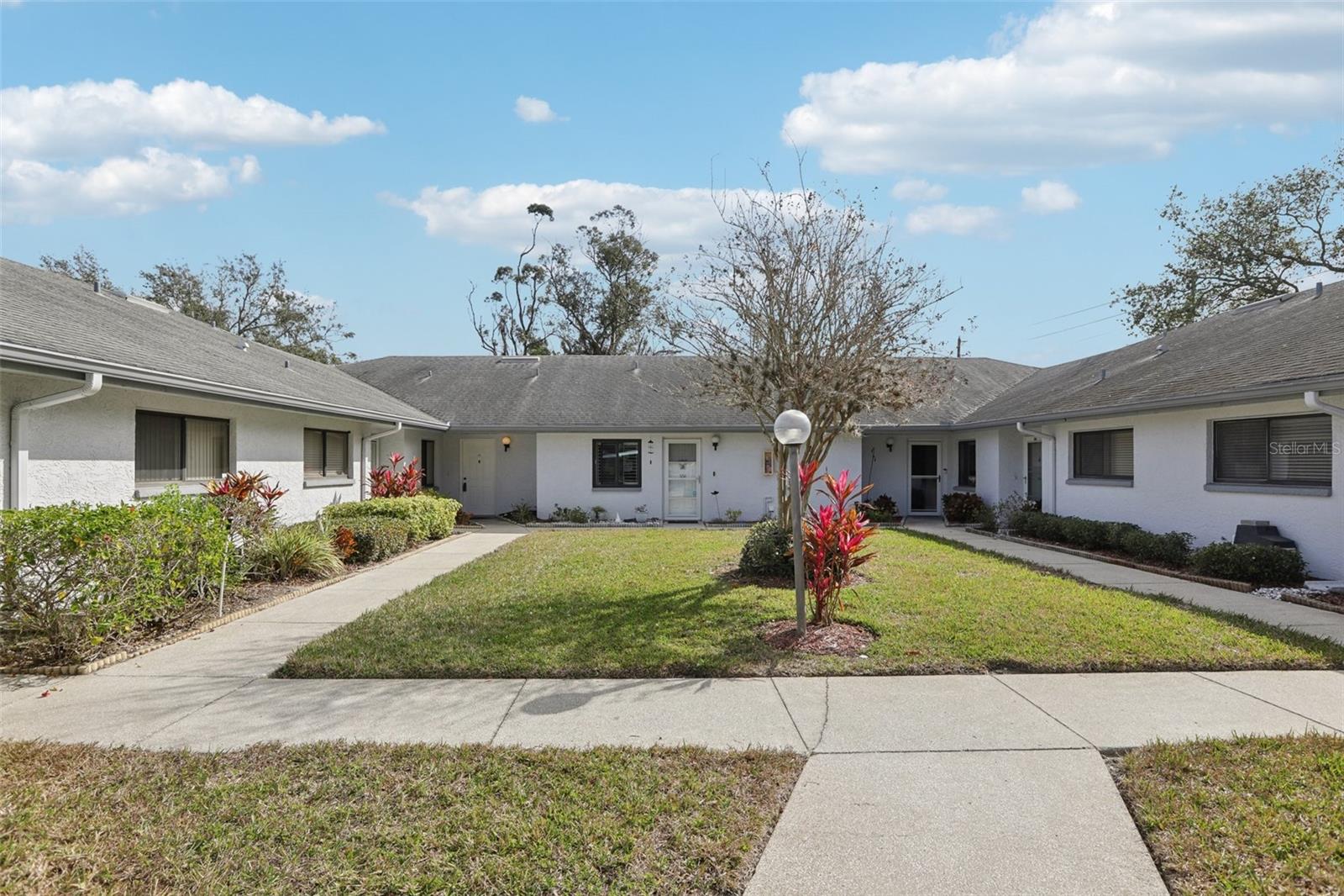 Image 29 of 39 For 2725 Countryside Boulevard 103