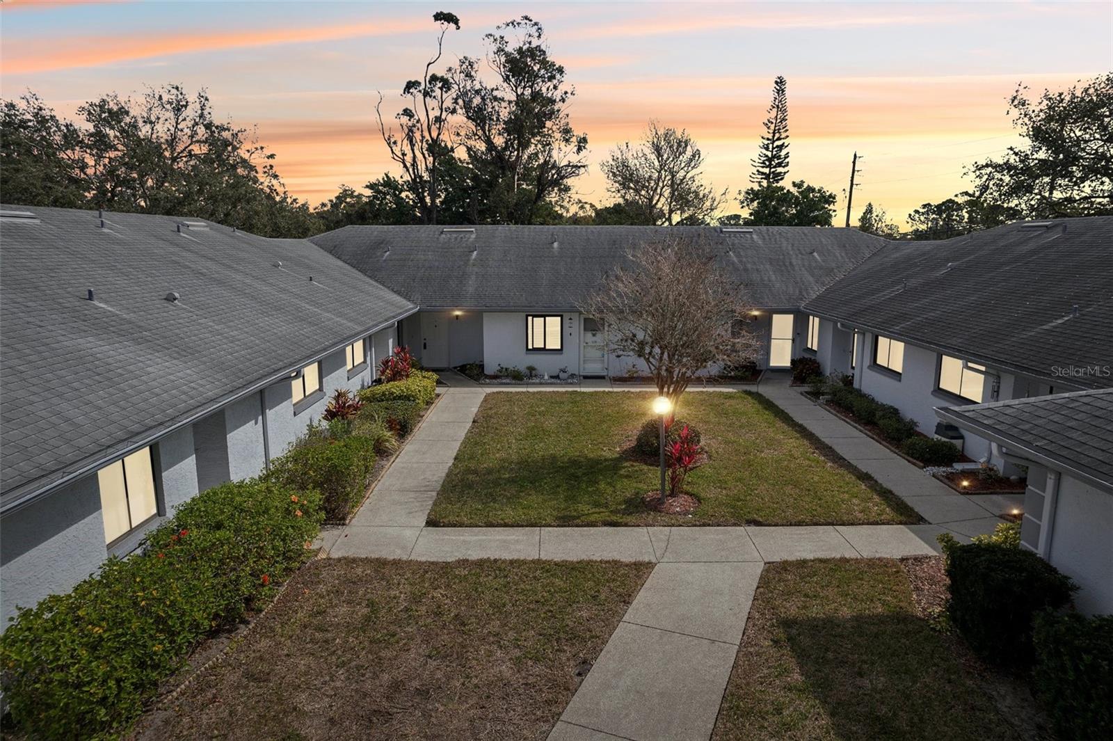 Image 31 of 39 For 2725 Countryside Boulevard 103