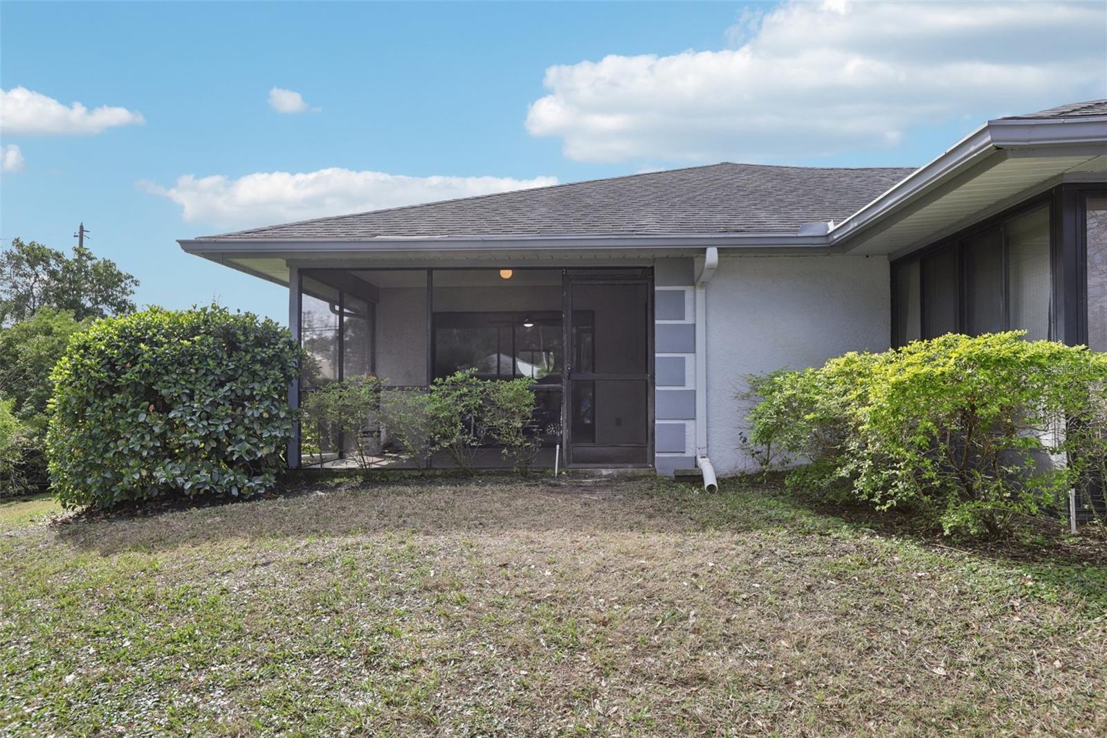 Image 37 of 39 For 2725 Countryside Boulevard 103