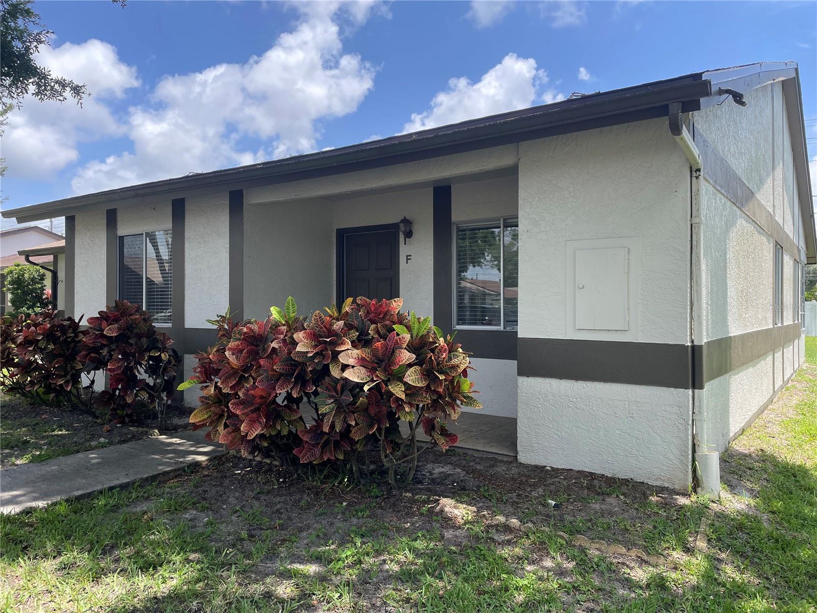 Listing Details for 2300 Bancroft Circle S F, PALM HARBOR, FL 34683