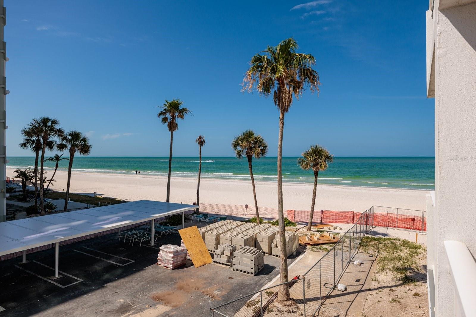 Image 13 of 49 For 17408 Gulf Boulevard 203