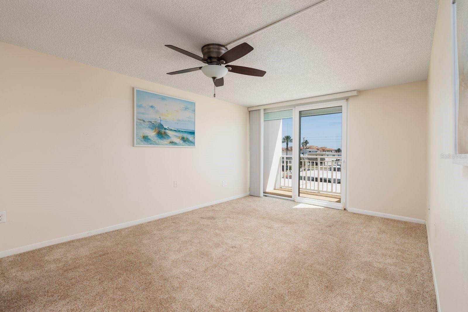 Image 19 of 49 For 17408 Gulf Boulevard 203