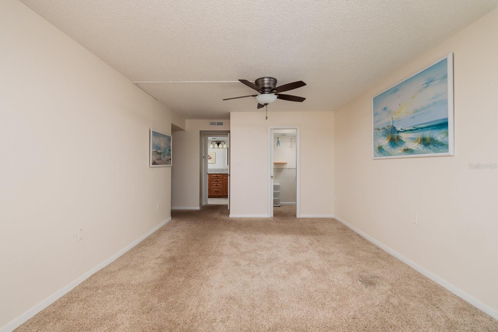 Image 22 of 49 For 17408 Gulf Boulevard 203