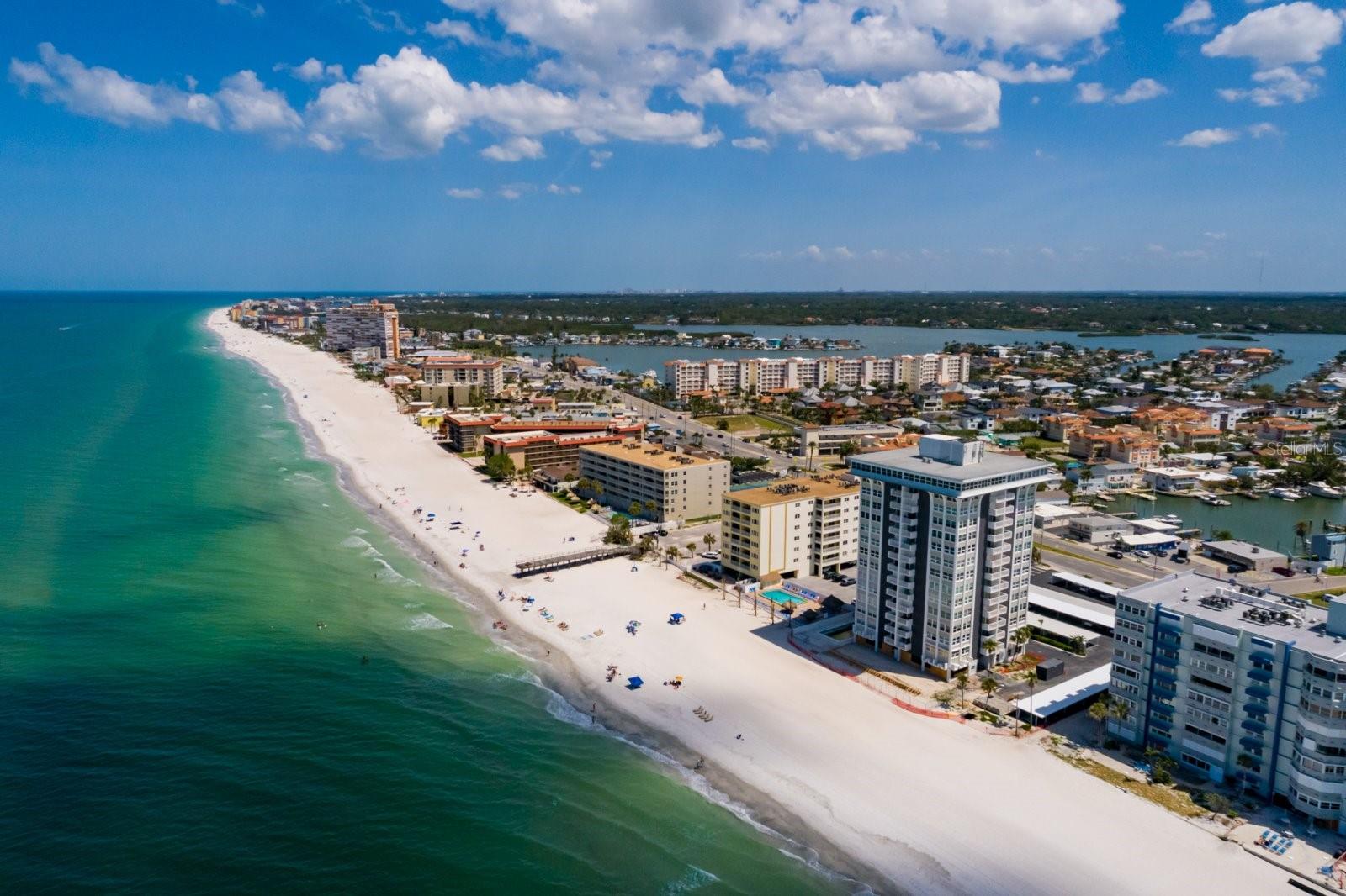 Image 44 of 49 For 17408 Gulf Boulevard 203