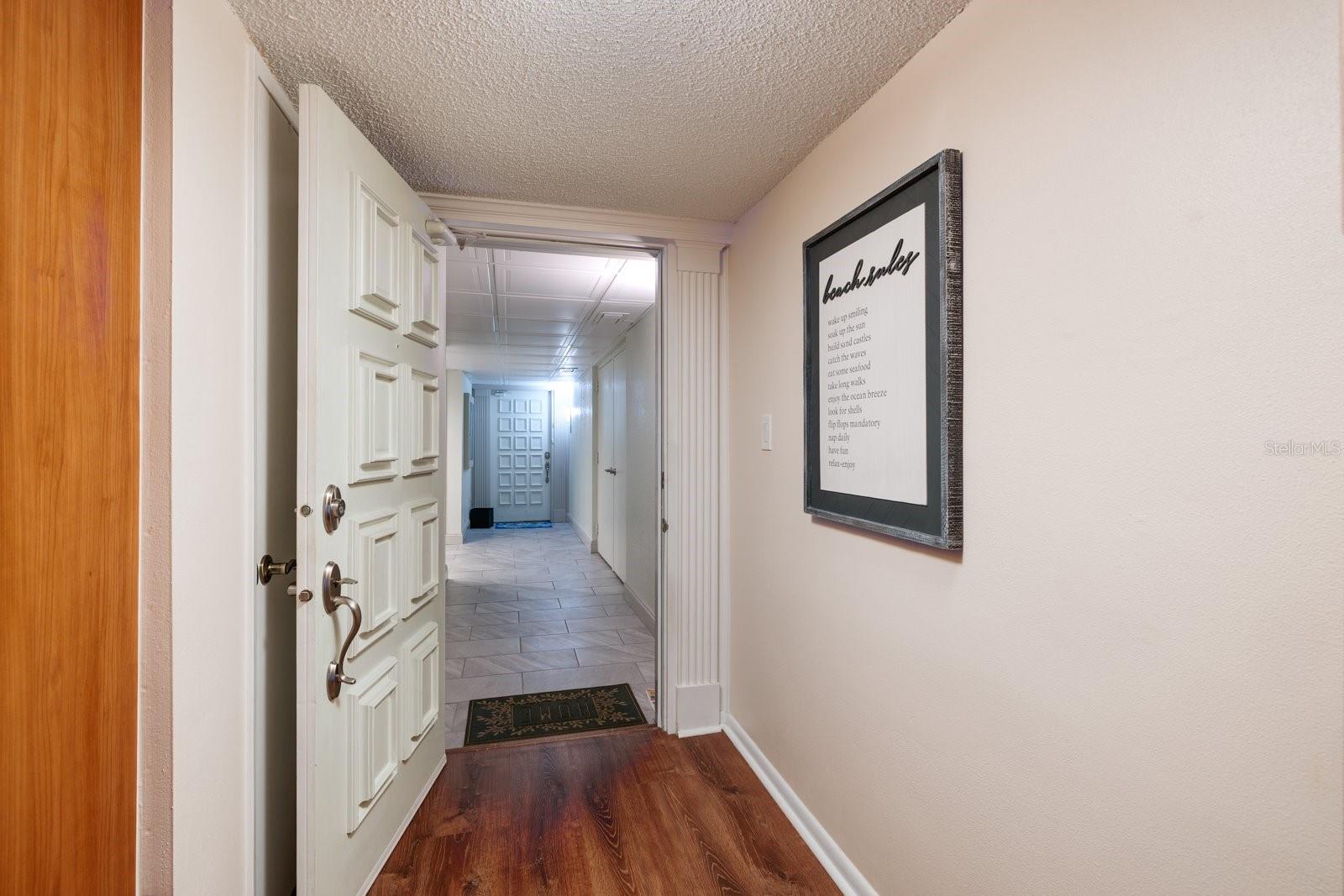 Image 7 of 49 For 17408 Gulf Boulevard 203