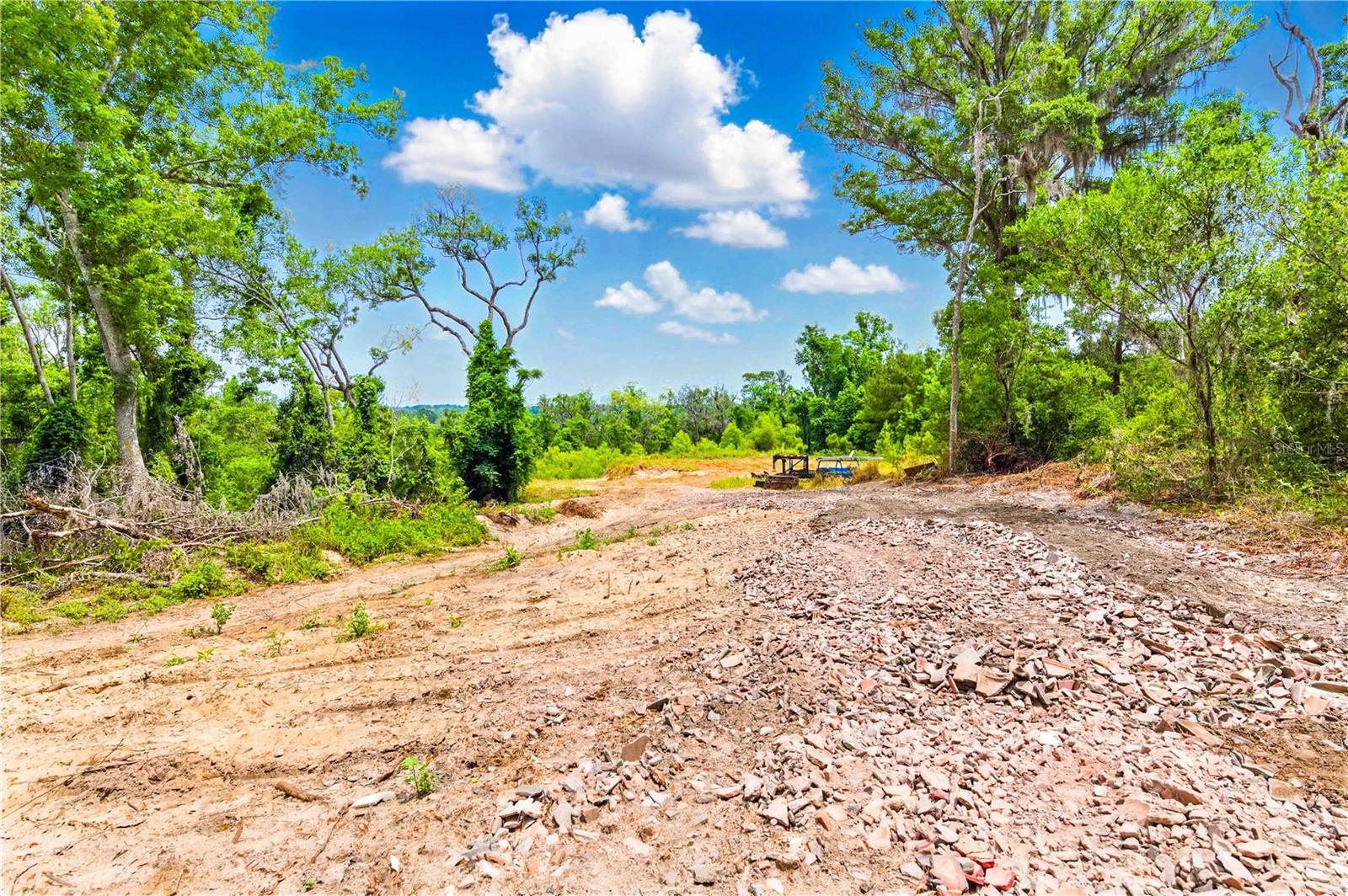 Image 2 of 17 For Dan Brown Hill Road