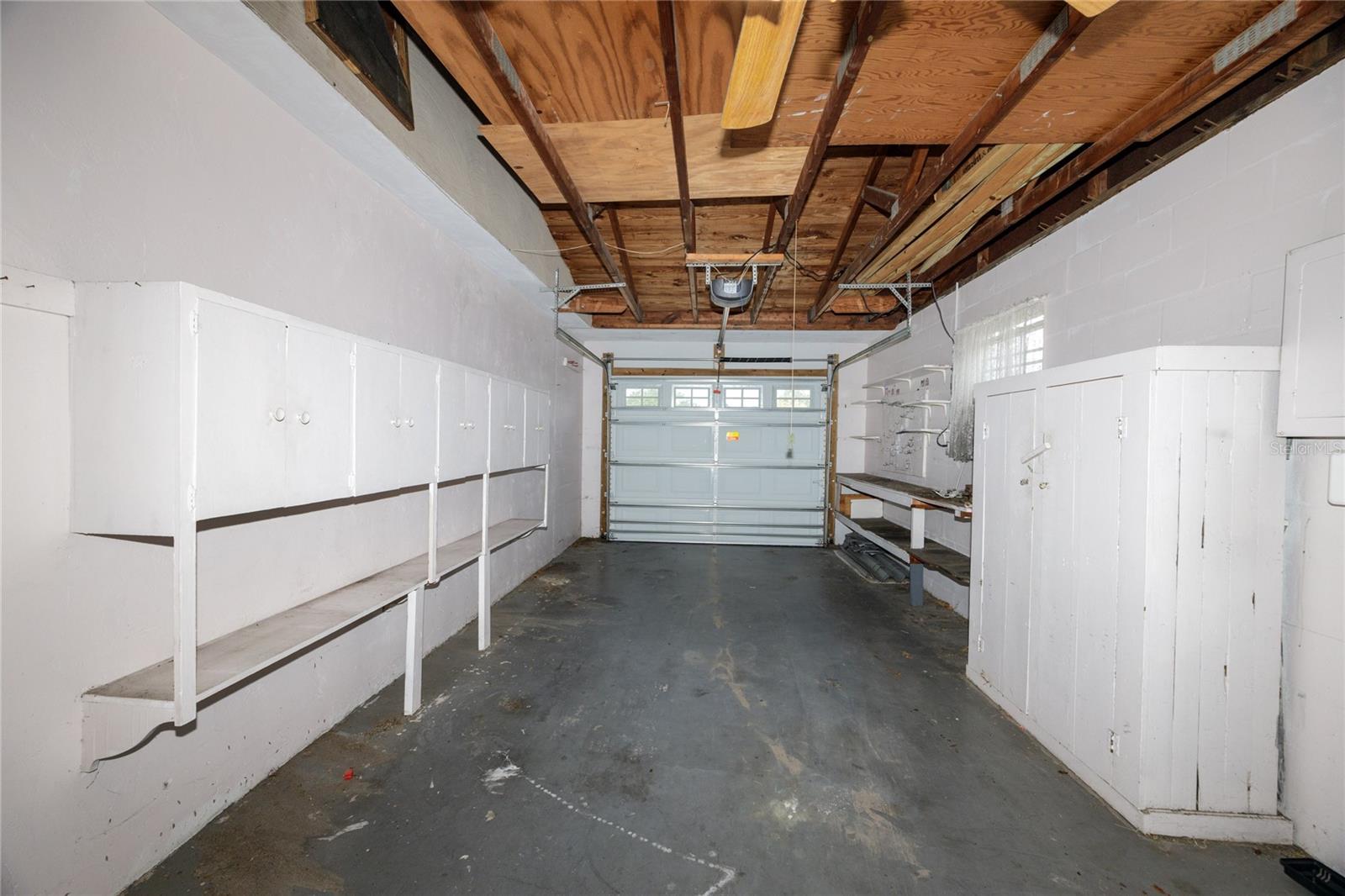 Listing photo id 29 for 7777 117th Street