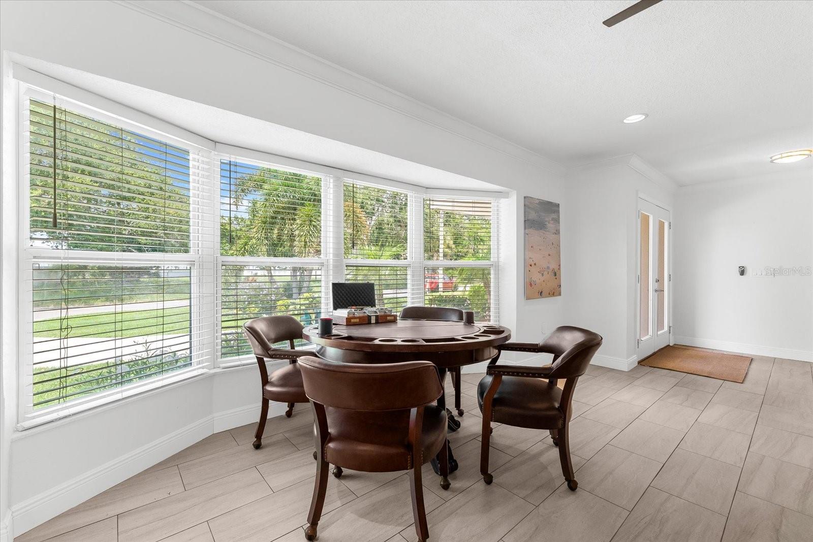 Image 17 of 60 For 125 Carlyle Drive
