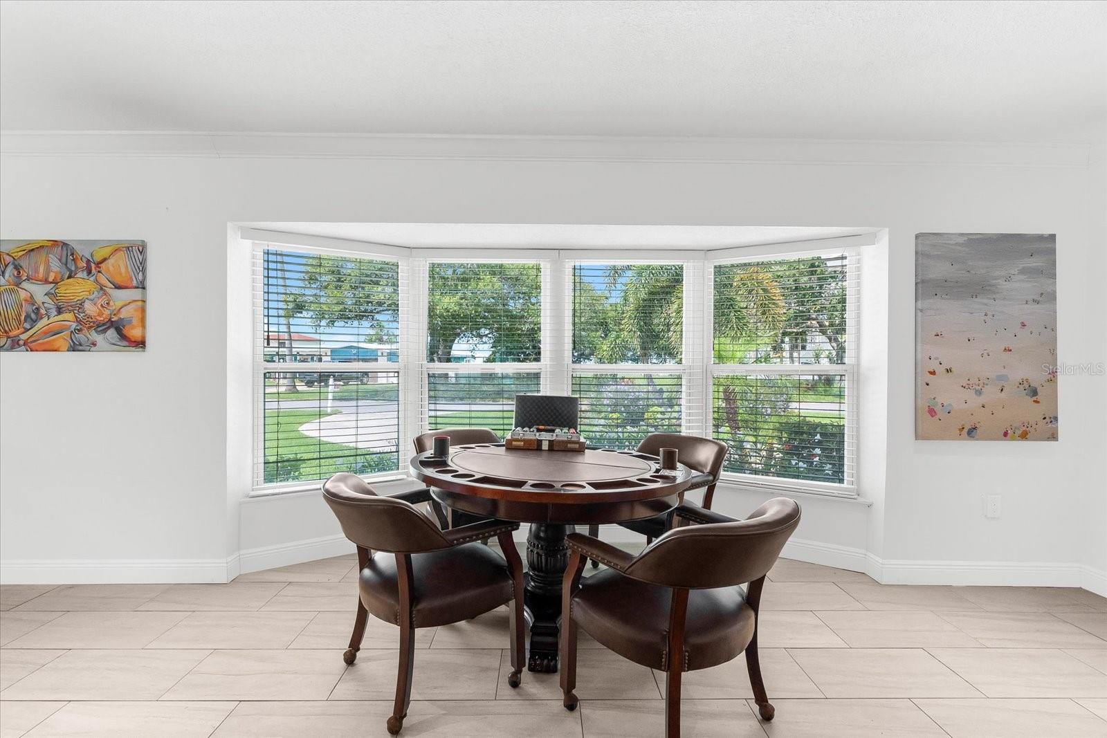 Image 18 of 60 For 125 Carlyle Drive