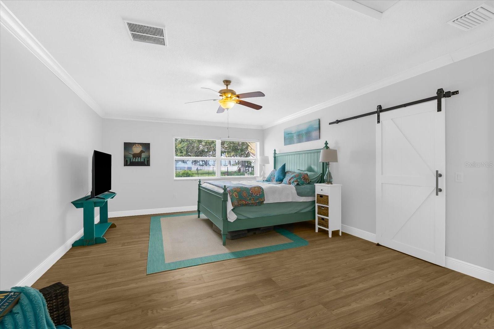 Image 19 of 60 For 125 Carlyle Drive