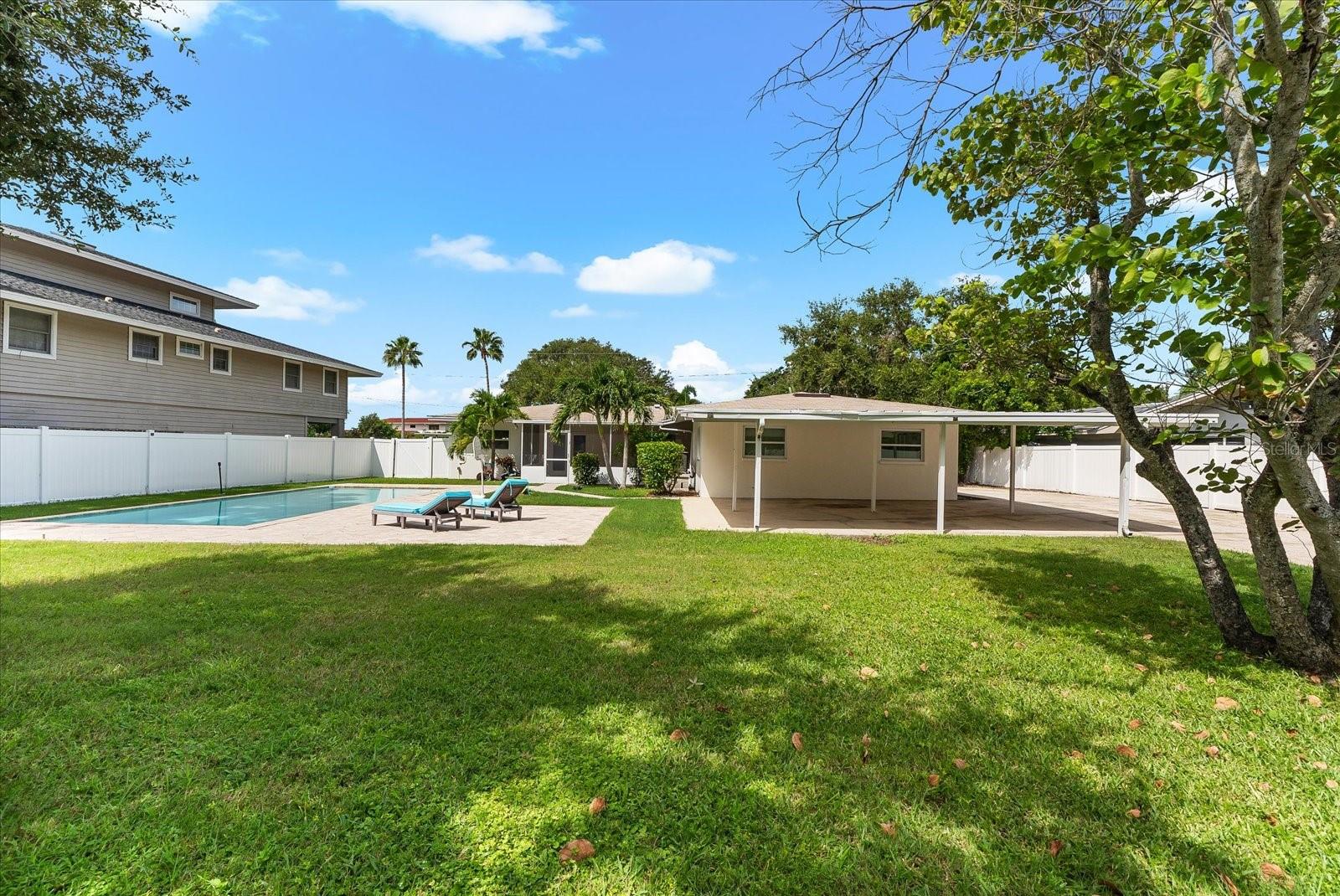 Image 42 of 60 For 125 Carlyle Drive
