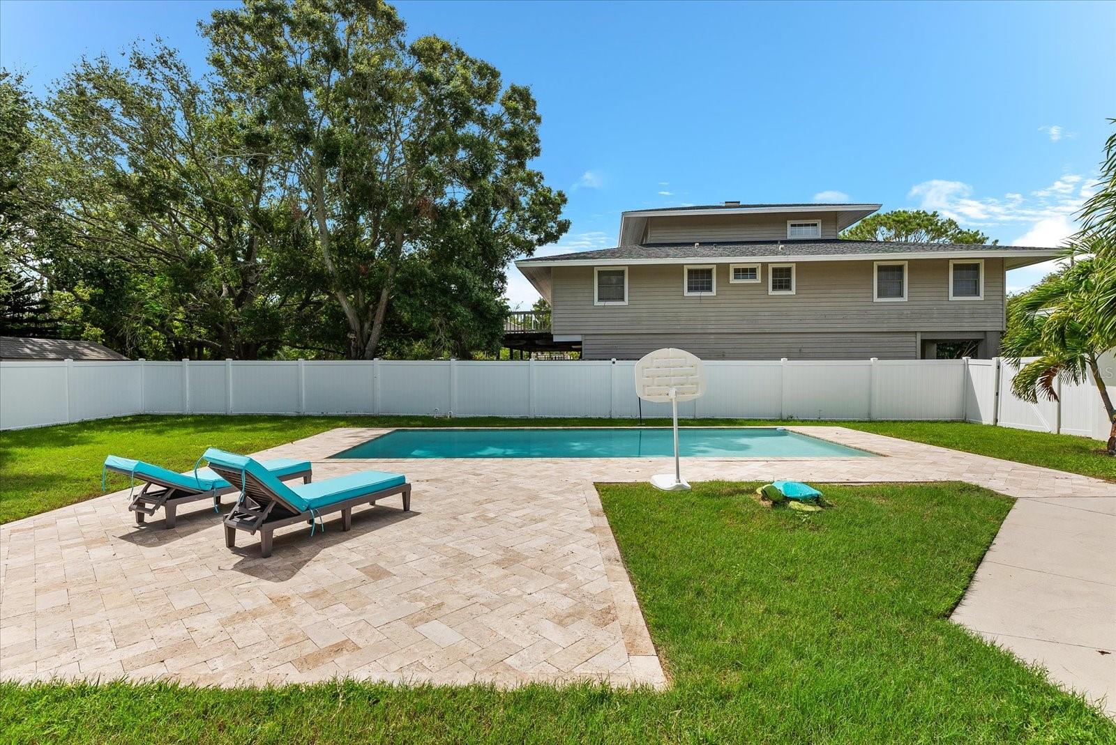 Image 44 of 60 For 125 Carlyle Drive