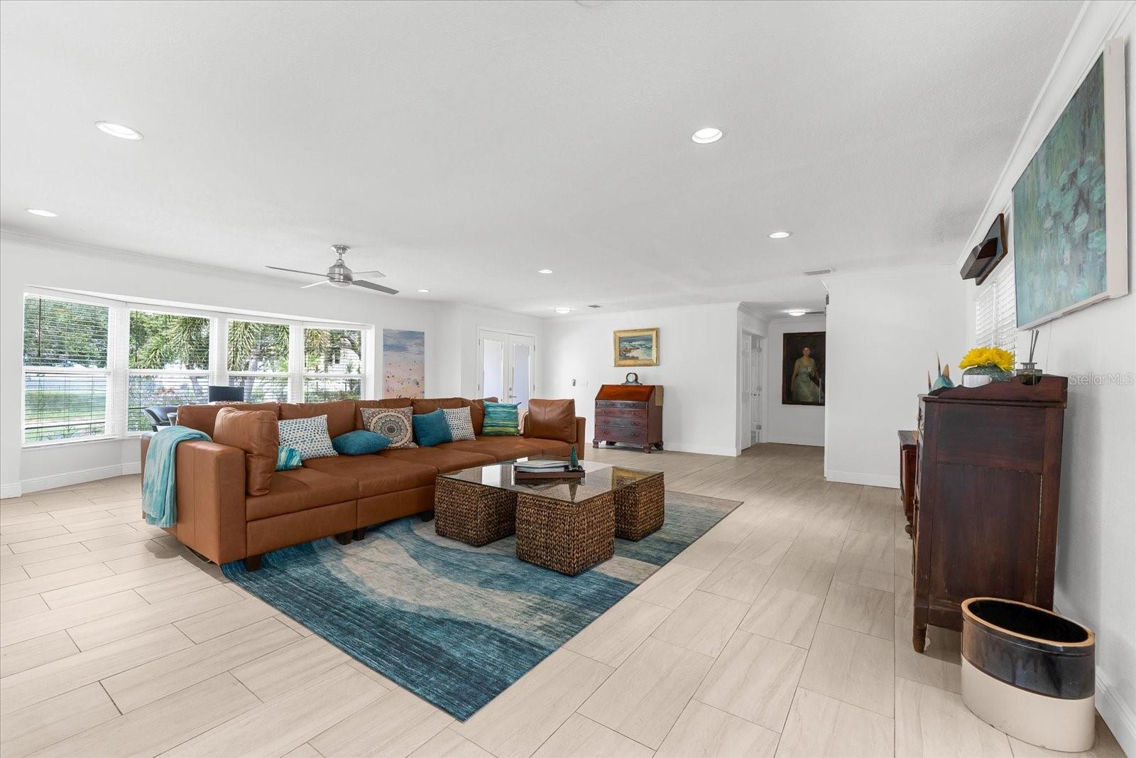 Image 9 of 60 For 125 Carlyle Drive