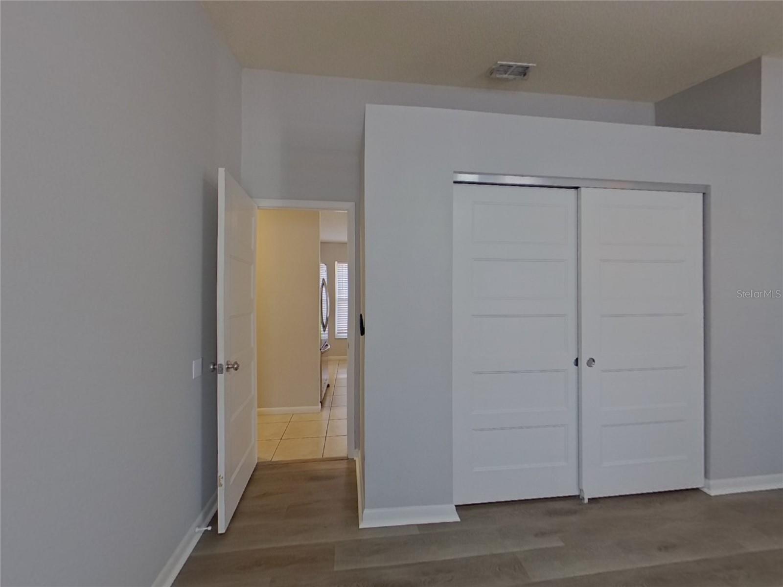 Image 7 of 15 For 4336 20th Street N