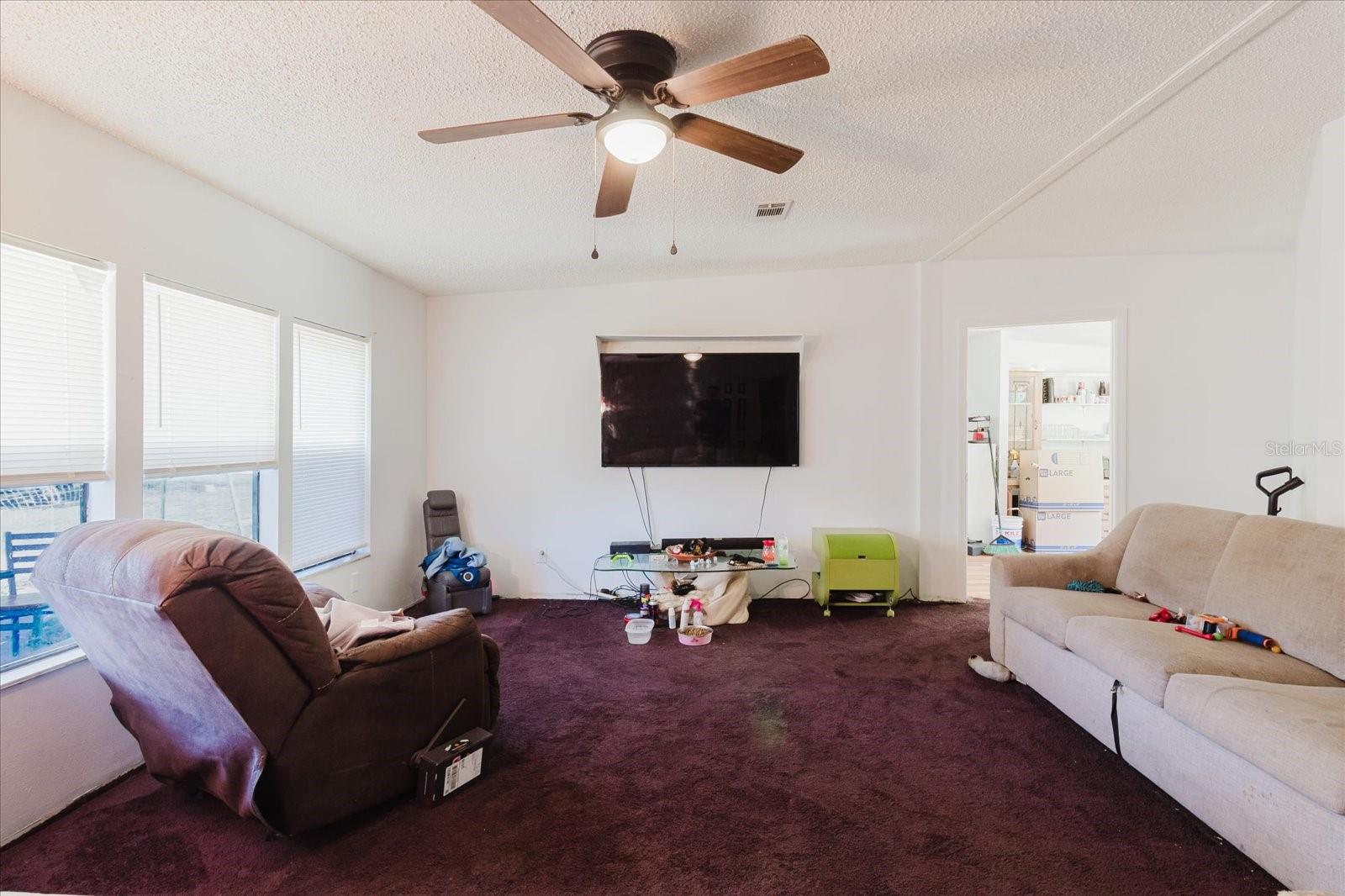Image 11 of 80 For 13126 Hicks Road