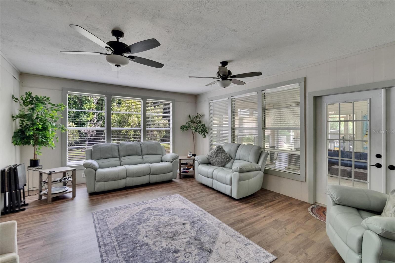 Image 20 of 55 For 4145 Willow Oak Rd